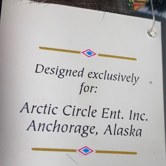 Alaskan Friends Genuine Porcelain Doll 12 “ Tall with Black Brown Fur Outfit. - Picture 10 of 10